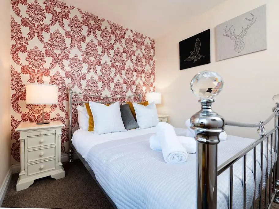 Huge 12 Bedroom Sleep 24 Luxury With 2 Hot Tubs Scarborough Dom wakacyjny
