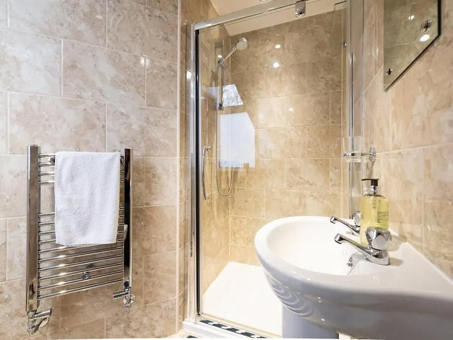 Dom wakacyjny Huge 12 Bedroom Sleep 24 Luxury With 2 Hot Tubs Scarborough